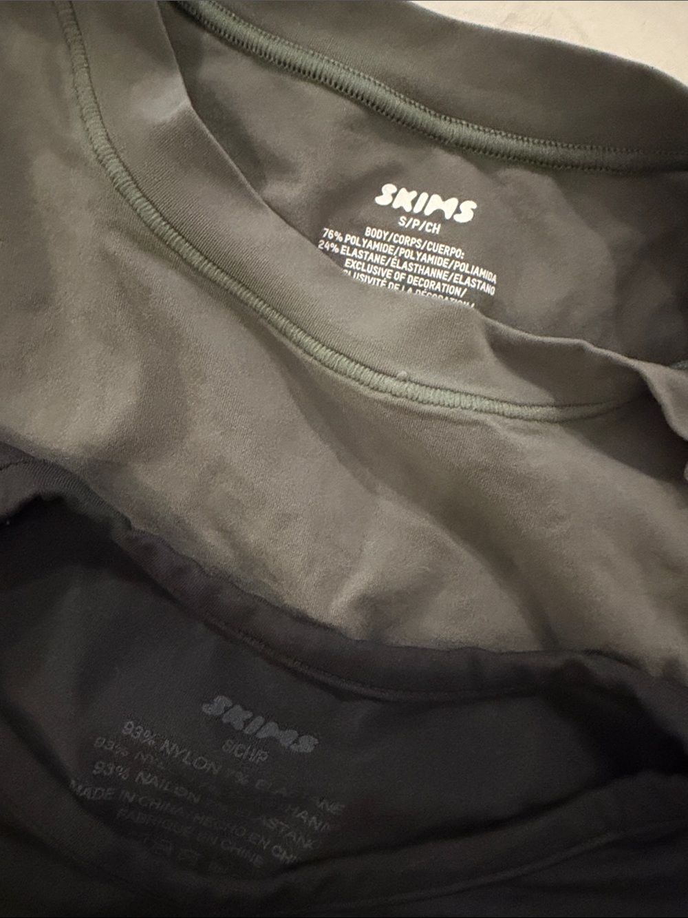 SKIMS Scoop Neck Tops in Olive Green and Black - 2-Pack